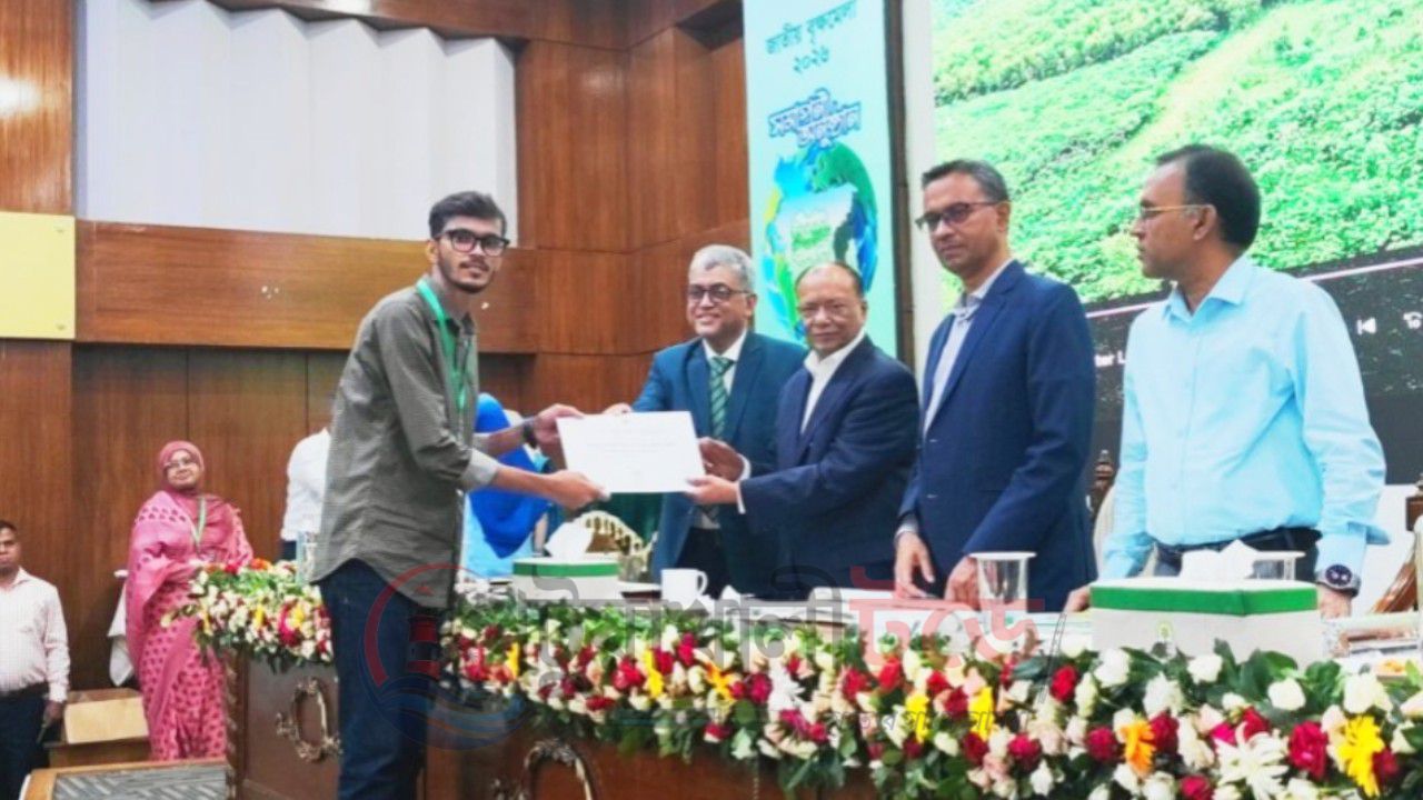 বন্যপ্রাণী সংরক্ষণে জাতীয় পুরস্কার পেল ‘অ্যানিমেল লাভার্স অব পটুয়াখালী’