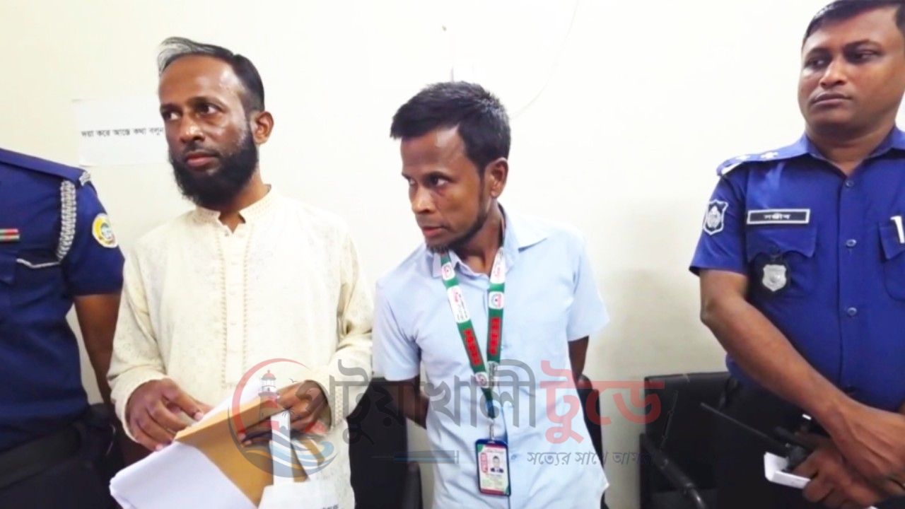 ডিসি কার্যালয়ে গোপনে ভিডিও ধারণের অভিযোগ, সাংবাদিক পরিচয় দেওয়া দুই ব্যক্তি আটক
