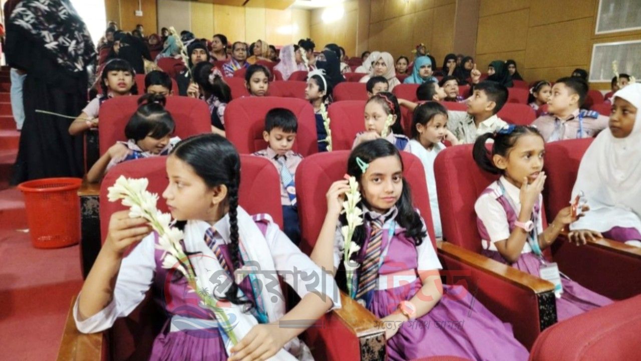 পটুয়াখালীতে ৩ স্কুলের ৮০ শিক্ষার্থী পেল বৃত্তি, সনদ ও পুরস্কার
