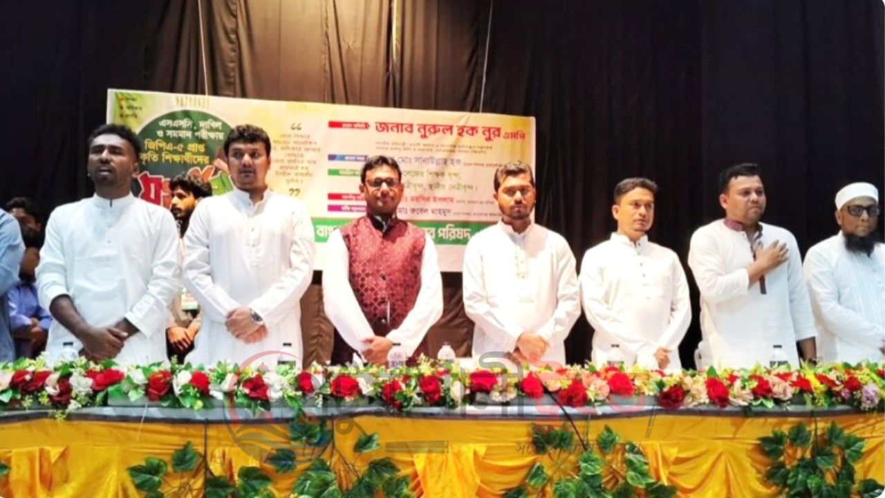 জামায়াতের উত্থান মানে দেশকে ধর্মযুদ্ধের দিকে ঠেলে দেওয়া: নুর