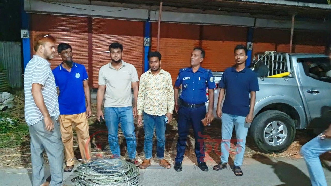 বাউফলে চুরি যাওয়া বিদ্যুতের তার উদ্ধার, পুলিশের অভিযান