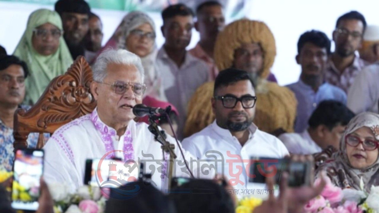 দুমকিতে আলতাফ হোসেন চৌধুরীর সুধী সমাবেশ, বিএনপি নেতাকর্মীদের উপস্থিতি