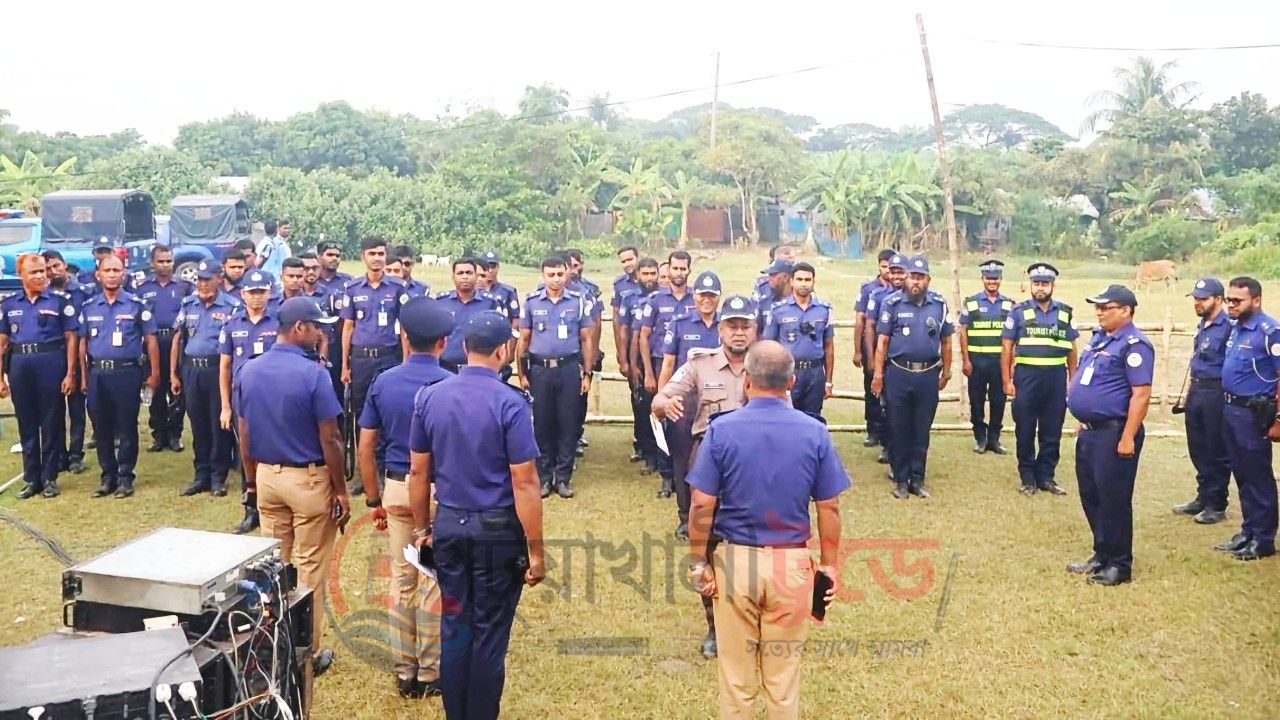 কুয়াকাটা পর্যটন কার্নিভালে নিরাপত্তায় তৎপর জেলা পুলিশ