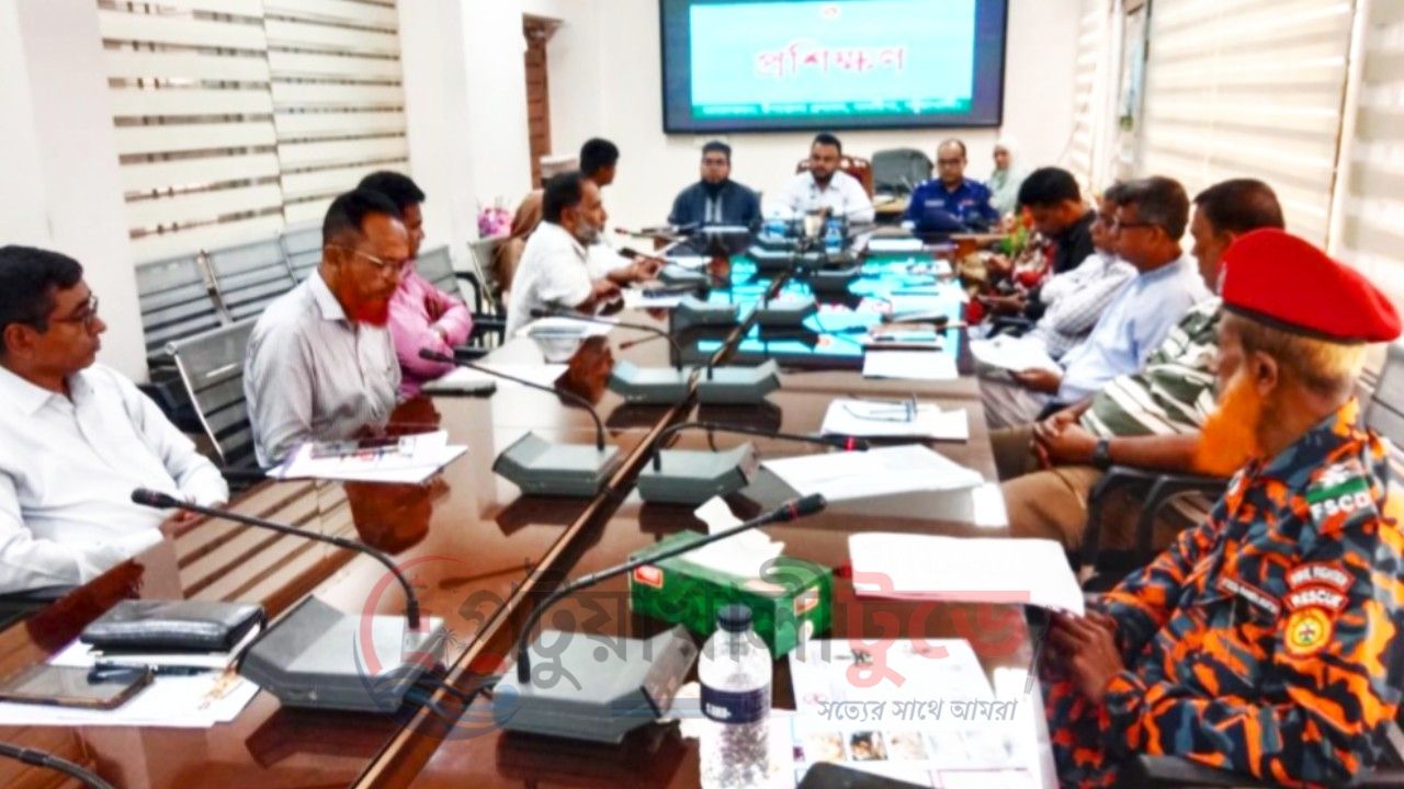 গলাচিপায় তামাক নিয়ন্ত্রণে সামাজিক আন্দোলনের ওপর গুরুত্বারোপ